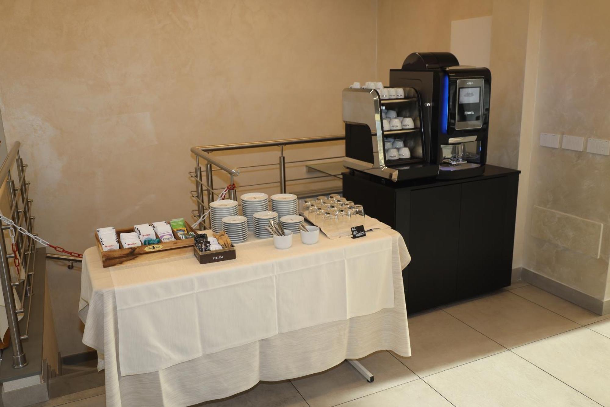 One Hotel & Restaurant Dalmine Luaran gambar