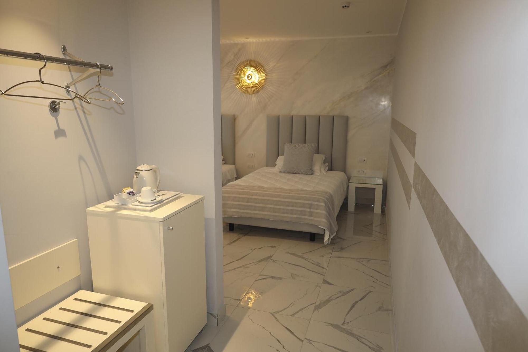 One Hotel & Restaurant Dalmine Luaran gambar